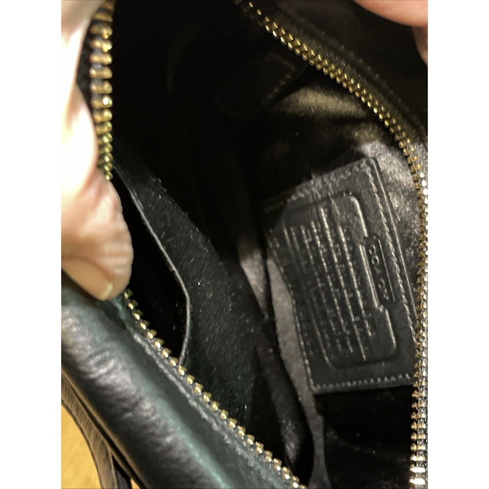 Coach Campbell Bag F25150 Crossbody Black Leather Gold Hardware Great Condition - Picture 6 of 9
